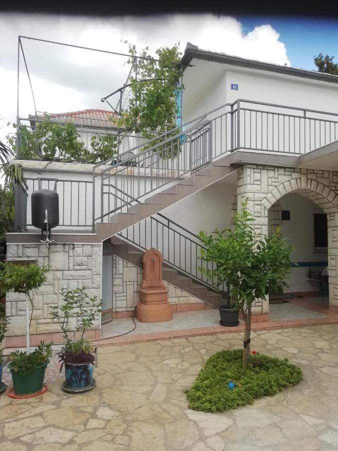 Apartment Hajduk Starigrad Paklenica Exteriér fotografie
